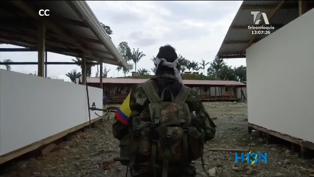 Paramilitares en San José de Apartadó