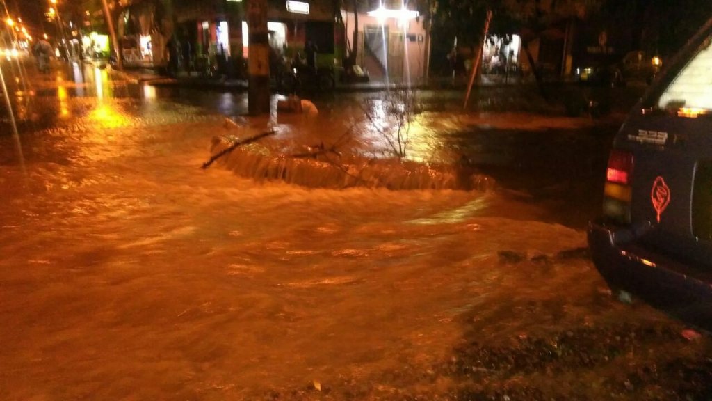 Fuertes lluvias rio Apartadó